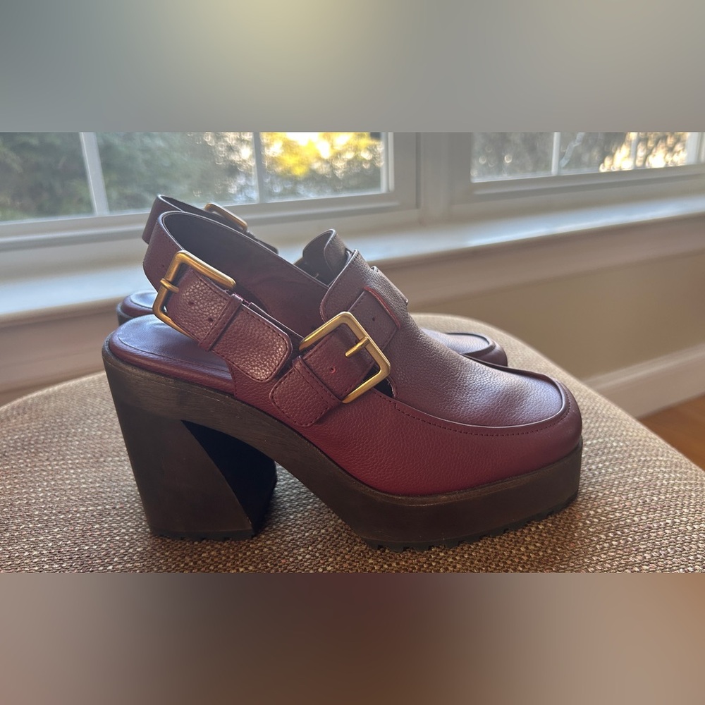 Charlotte Stone size 36 Elegant Burgundy Platform Heels